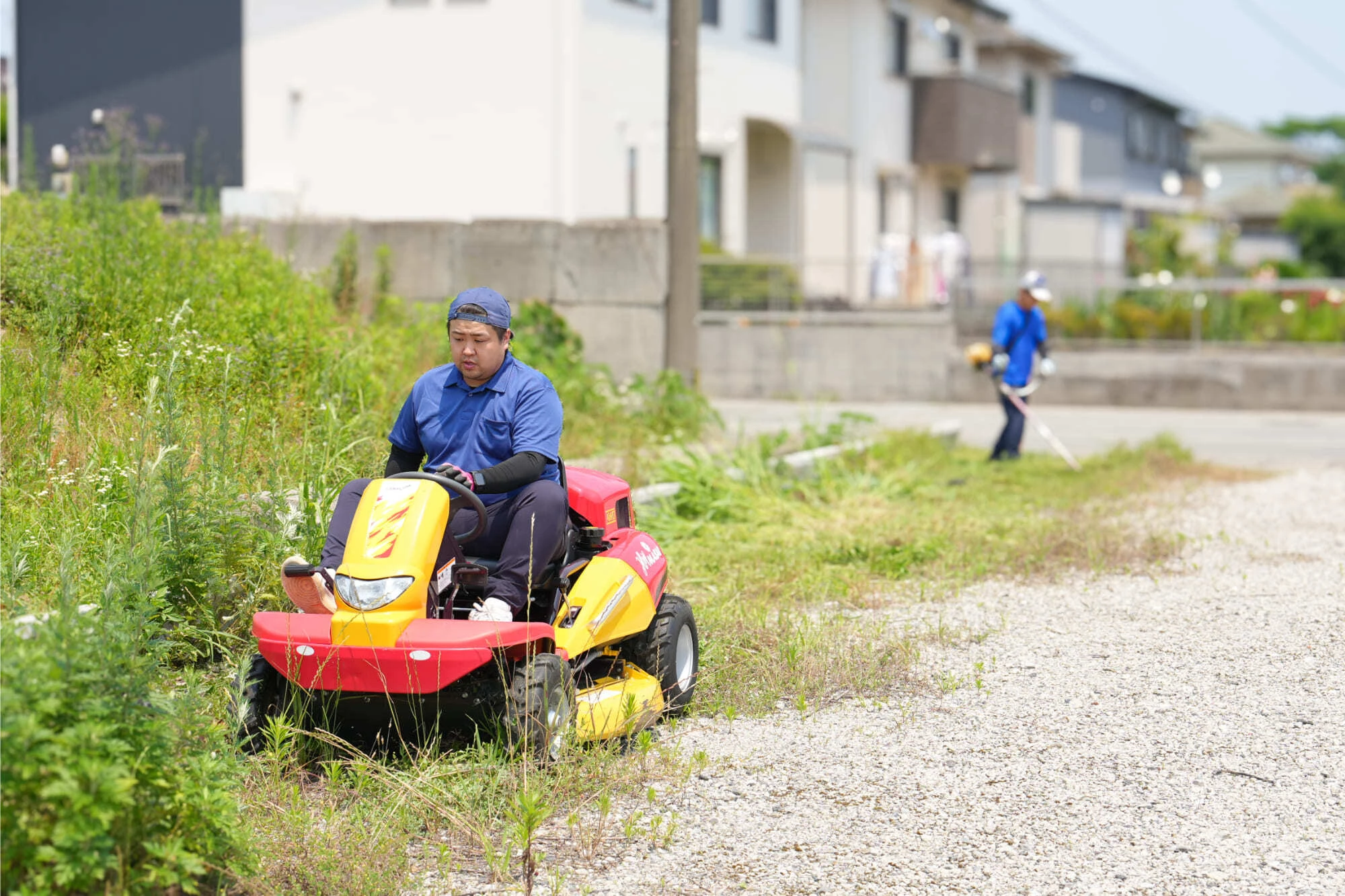 広さにかかわらず、草刈りもお任せ！